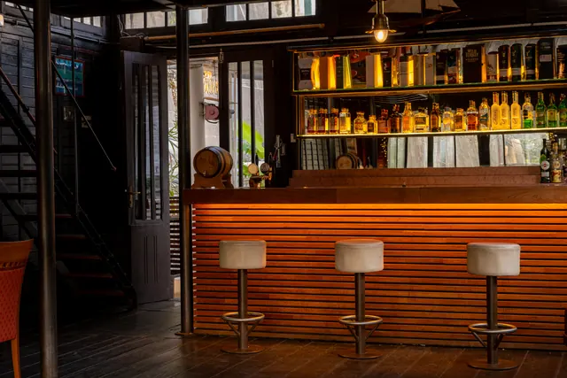 Bancone bar per cene aziendali e cocktail corporate